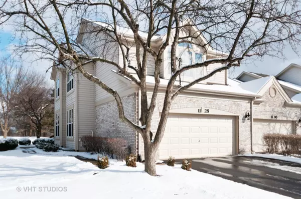 1128 Tennyson LN, Naperville, IL 60540