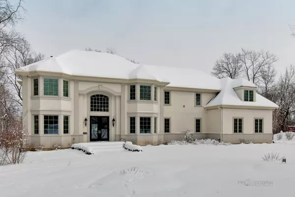 4718 Wellington DR, Long Grove, IL 60047