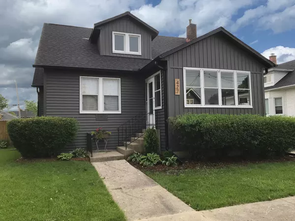 427 4th AVE, Ottawa, IL 61350