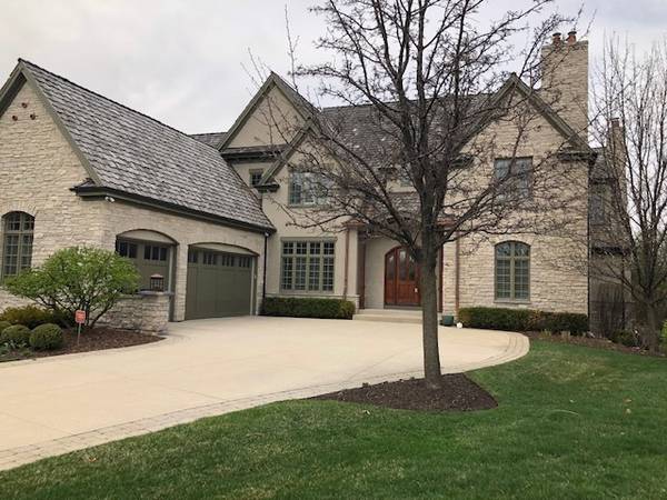 156 Palmer CIR, Vernon Hills, IL 60061