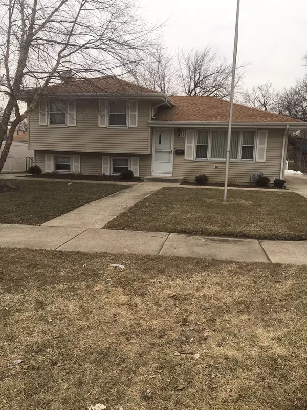 505 W 2nd ST, Elmhurst, IL 60126