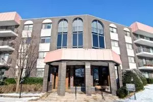 Skokie, IL 60077,4900 Foster ST #112