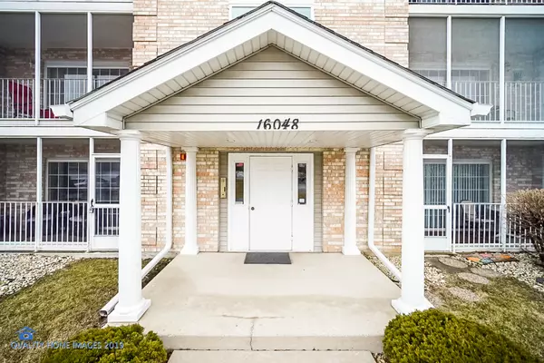 16048 Crystal Creek DR #1B, Orland Park, IL 60462