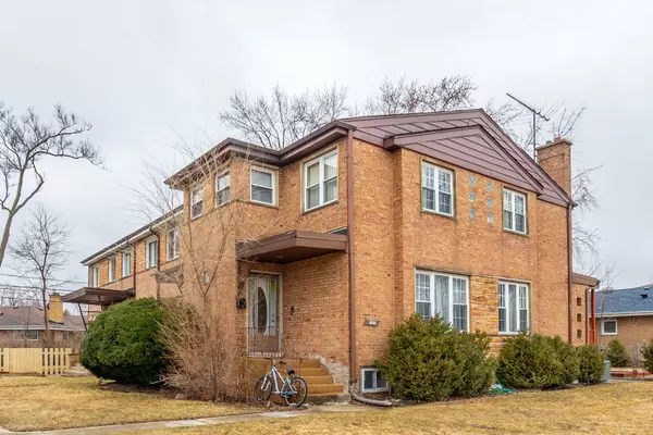 6858 N Lincoln AVE, Lincolnwood, IL 60712