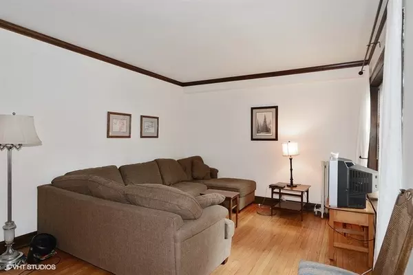 Chicago, IL 60614,2326 N Lincoln Park #1A