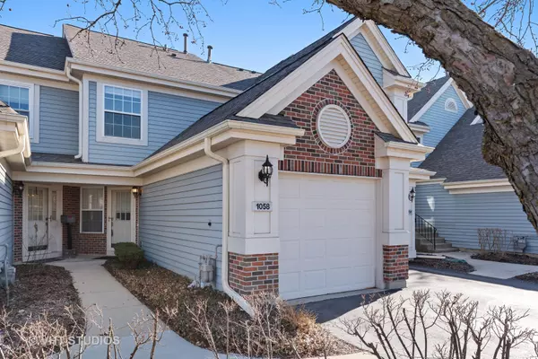 1058 Talbots LN #1058, Elk Grove Village, IL 60007