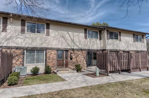 7303 Winthrop WAY #7, Downers Grove, IL 60516