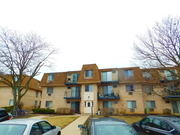 Glendale Heights, IL 60139,270 Shorewood DR #2D