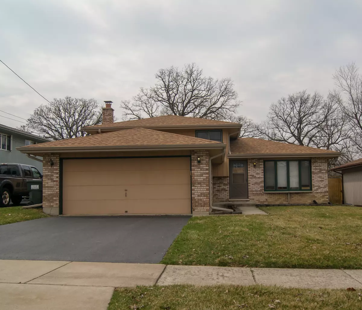 Oak Forest, IL 60452,16134 Oak AVE