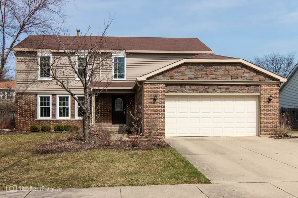 Buffalo Grove, IL 60089,915 Highland Grove DR