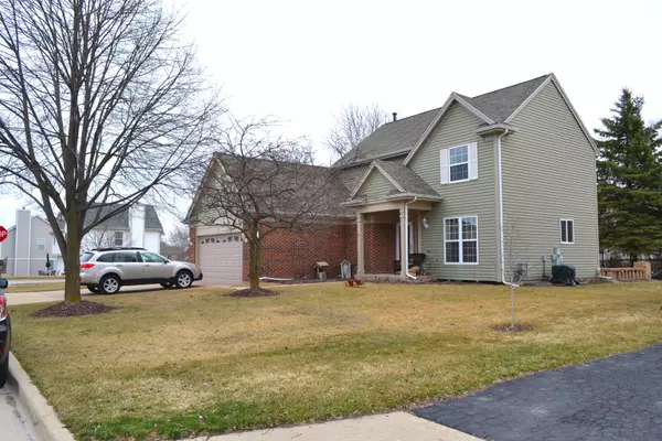South Elgin, IL 60177,1 Longbow CT