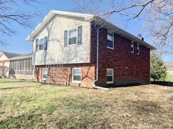 Peru, IL 61354,2819 Main ST