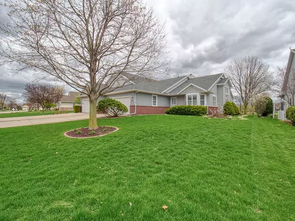 Normal, IL 61761,1904 Deer Cove CT