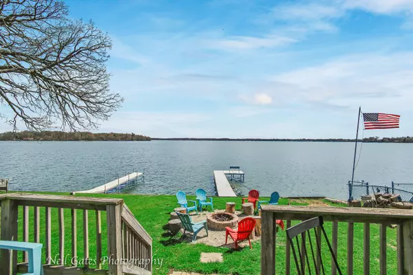 Fox Lake, IL 60020,107 Hillside CT