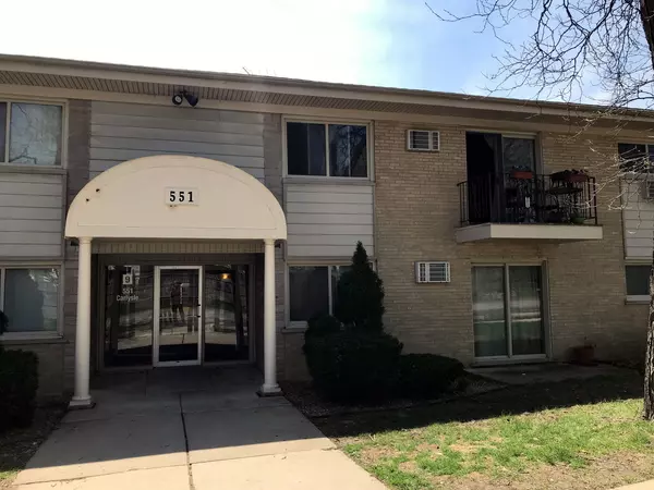 551 CARLYSLE DR #16, Clarendon Hills, IL 60514