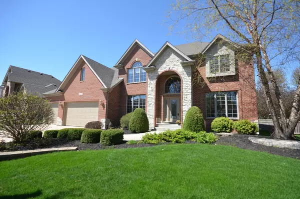 26045 WHISPERING WOODS CIR, Plainfield, IL 60585