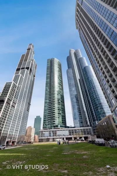 1201 S Prairie AVE #802, Chicago, IL 60605
