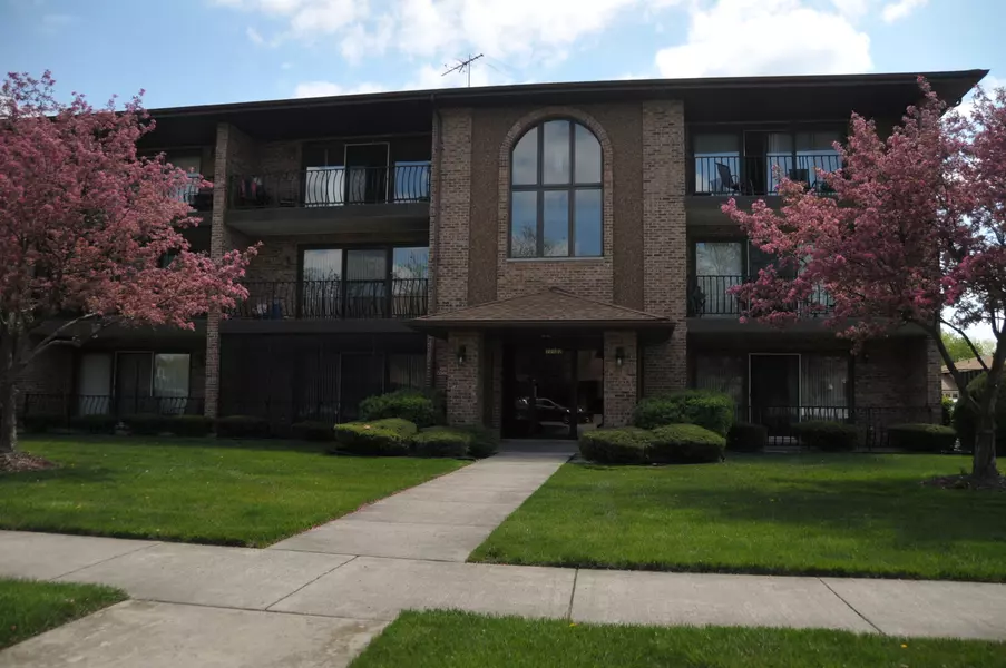 11103 HERITAGE DR #2B, Palos Hills, IL 60465