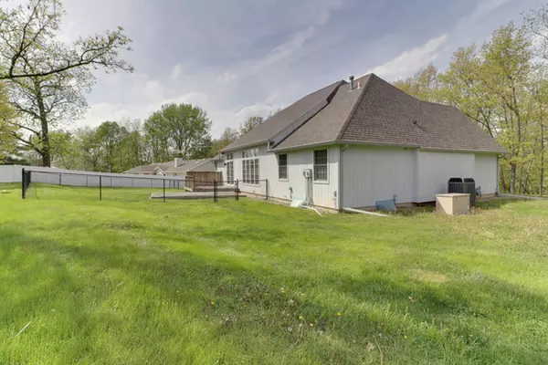 Towanda, IL 61776,1 Timber Creek CT