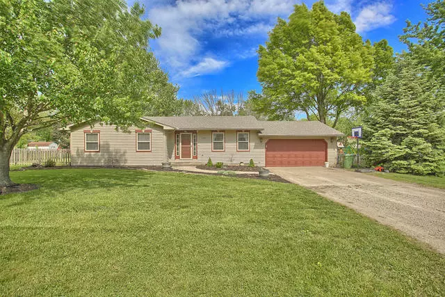 Mahomet, IL 61853,704 Hilltop CT