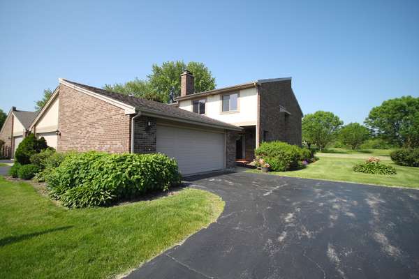 332 Saint Andrews DR, Wood Dale, IL 60191