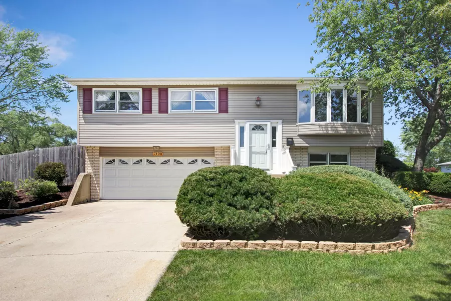 7400 161st PL, Tinley Park, IL 60477