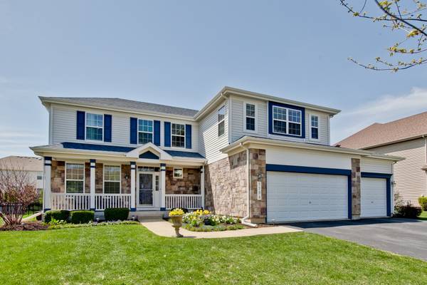 1194 Tulip Tree LN, Lake Villa, IL 60046