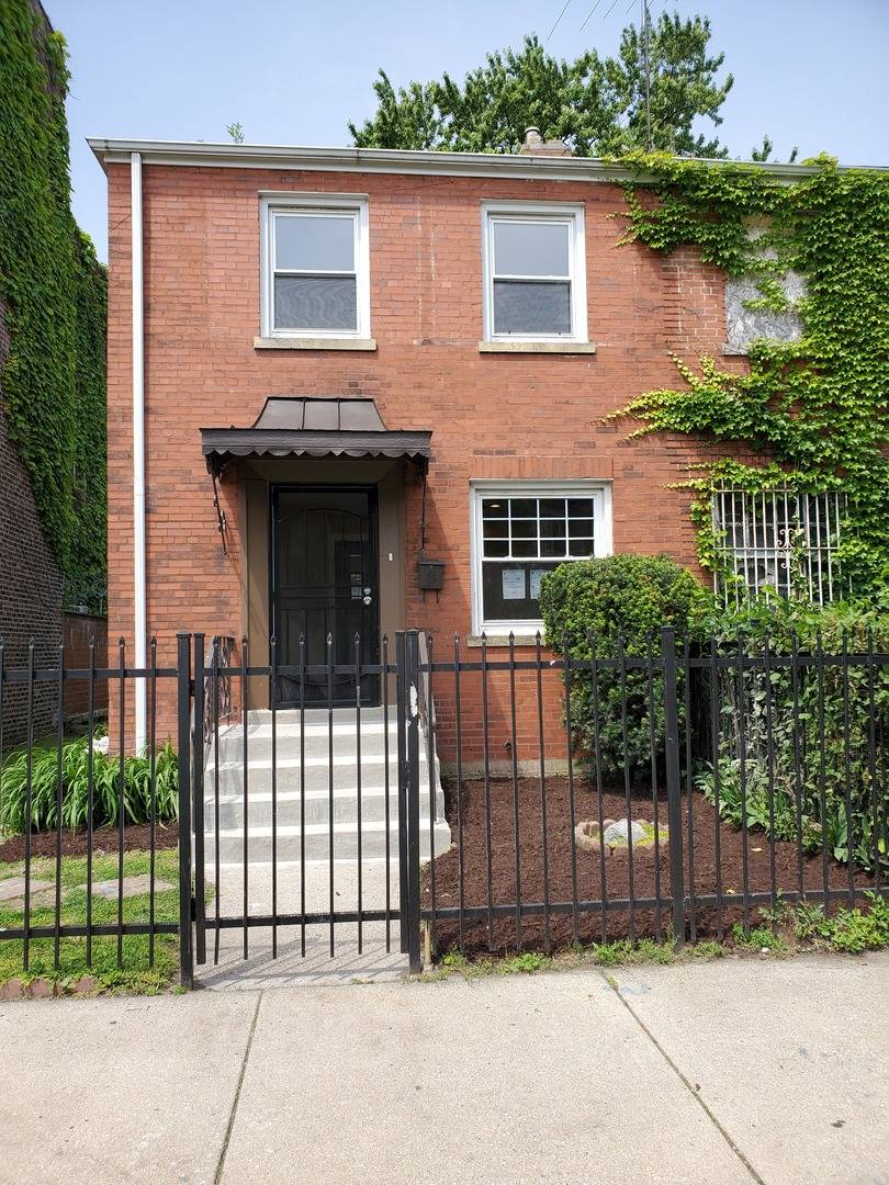 5712 S Calumet AVE #1, Chicago, IL 60637