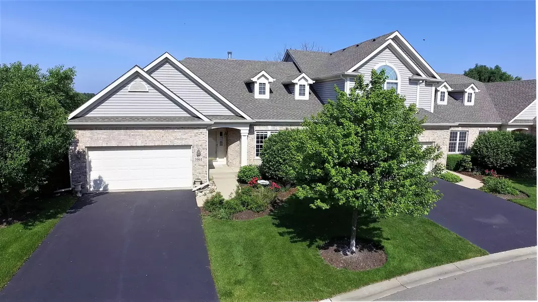 3961 Willow View DR, Lake In The Hills, IL 60156