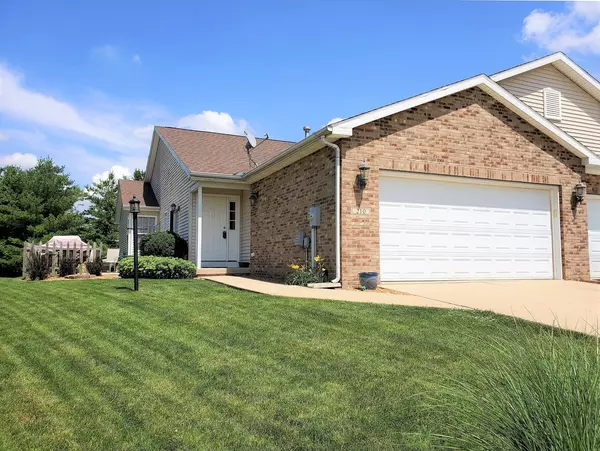 Mahomet, IL 61853,210 Juniper DR