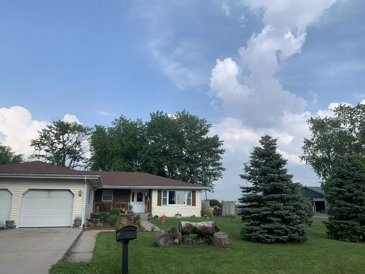 Wapella, IL 61777,15 Thomas CT