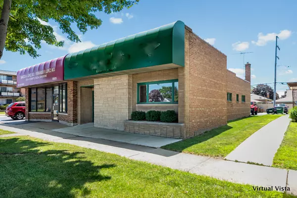 9007 W Cermak RD, North Riverside, IL 60546