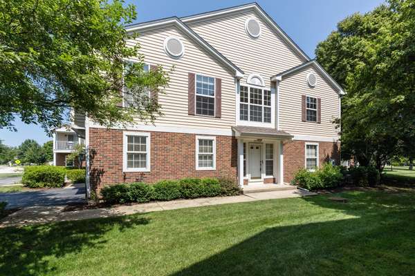 497 Grosse Pointe CIR #497, Vernon Hills, IL 60061