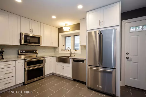 Elk Grove Village, IL 60007,400 Charing Cross RD