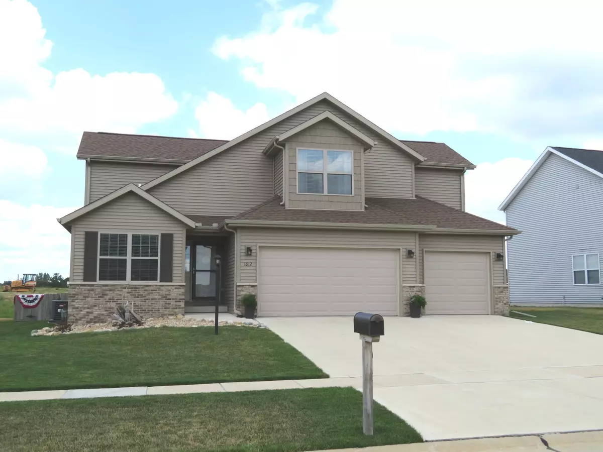 Mahomet, IL 61853,1612 Hunters Ridge CT