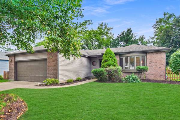 4709 W Glenbrook TRL, Mchenry, IL 60050