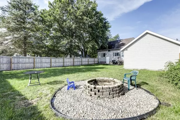 Arrowsmith, IL 61722,107 S Main ST