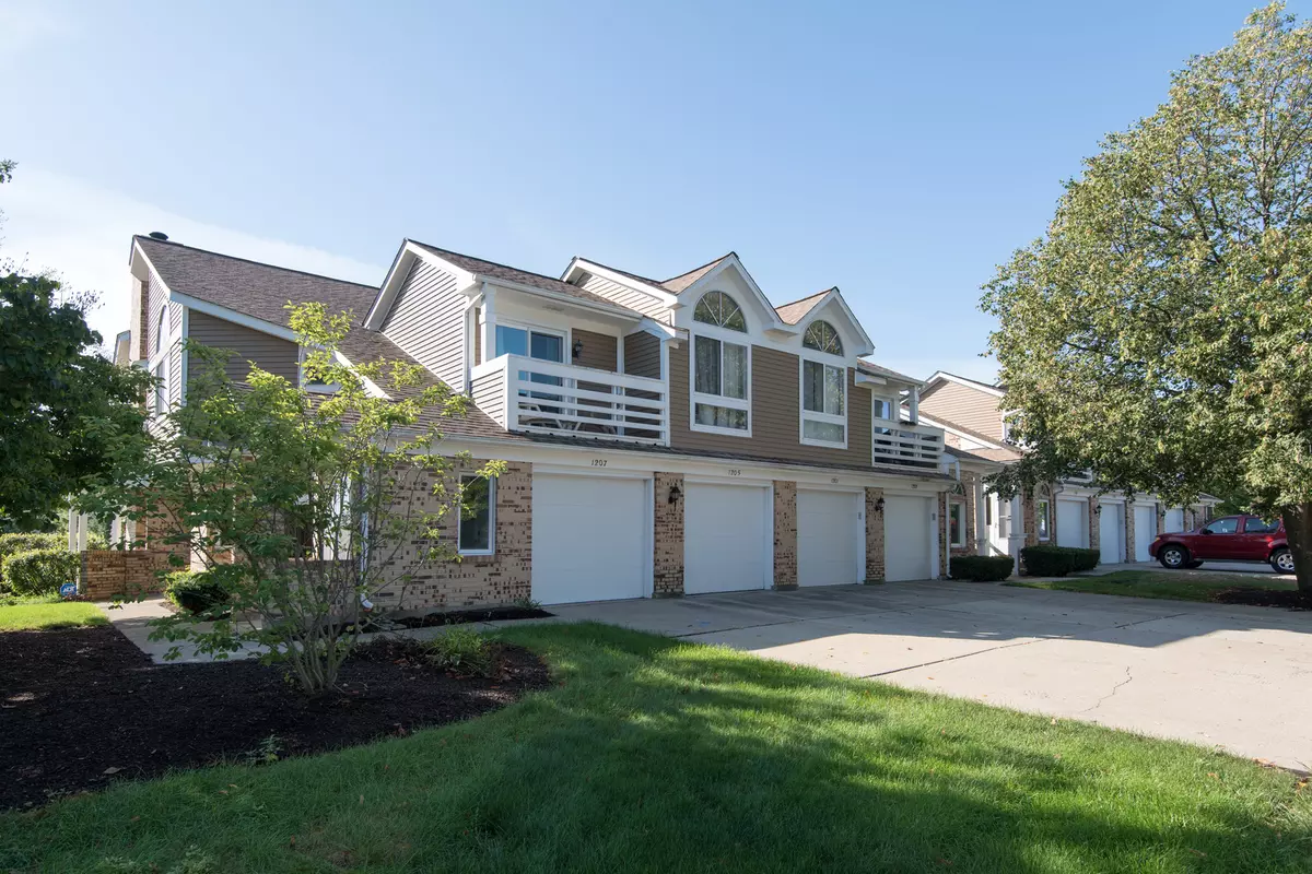 Buffalo Grove, IL 60089,1201 RANCH VIEW CT