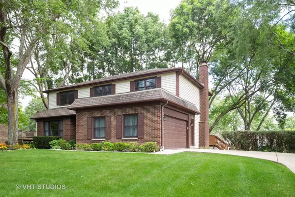 1212 W Whytecliff RD, Palatine, IL 60067