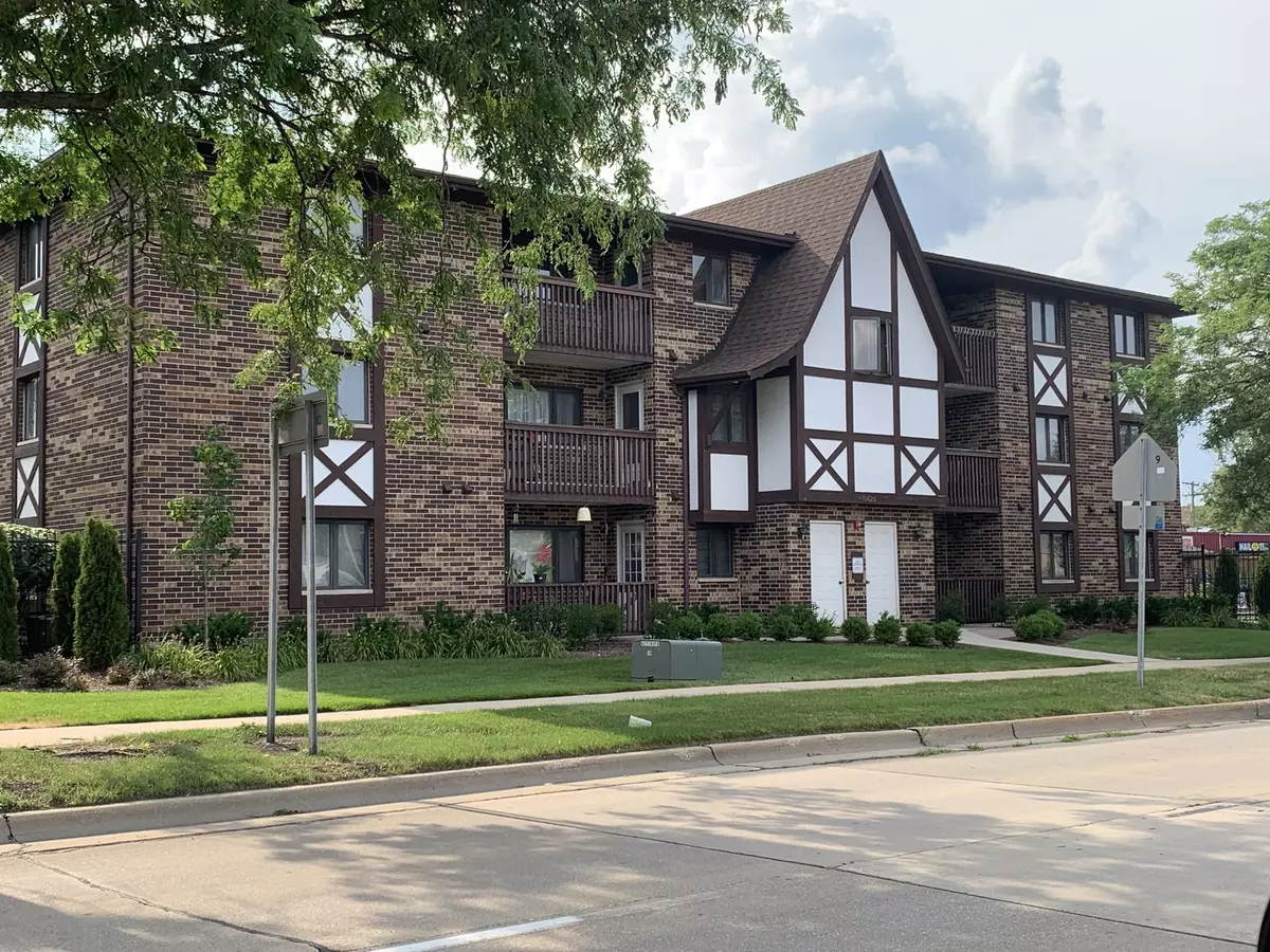 Chicago Ridge, IL 60415,10620 S RIDGELAND AVE #3A