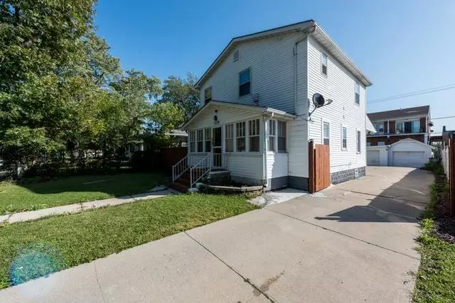 Waukegan, IL 60085,2713 Harrison PL