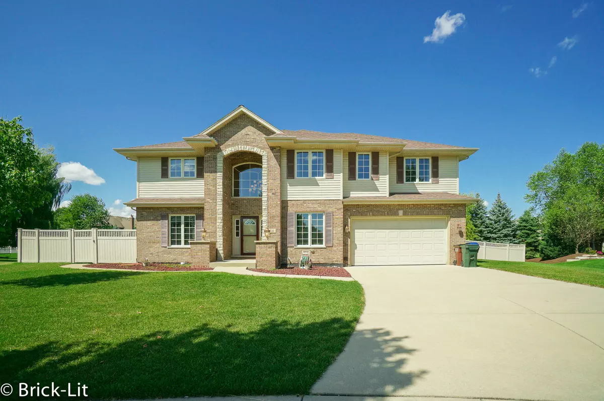 New Lenox, IL 60451,710 Willowfield CT