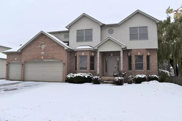 Oswego, IL 60543,319 Prairieview DR