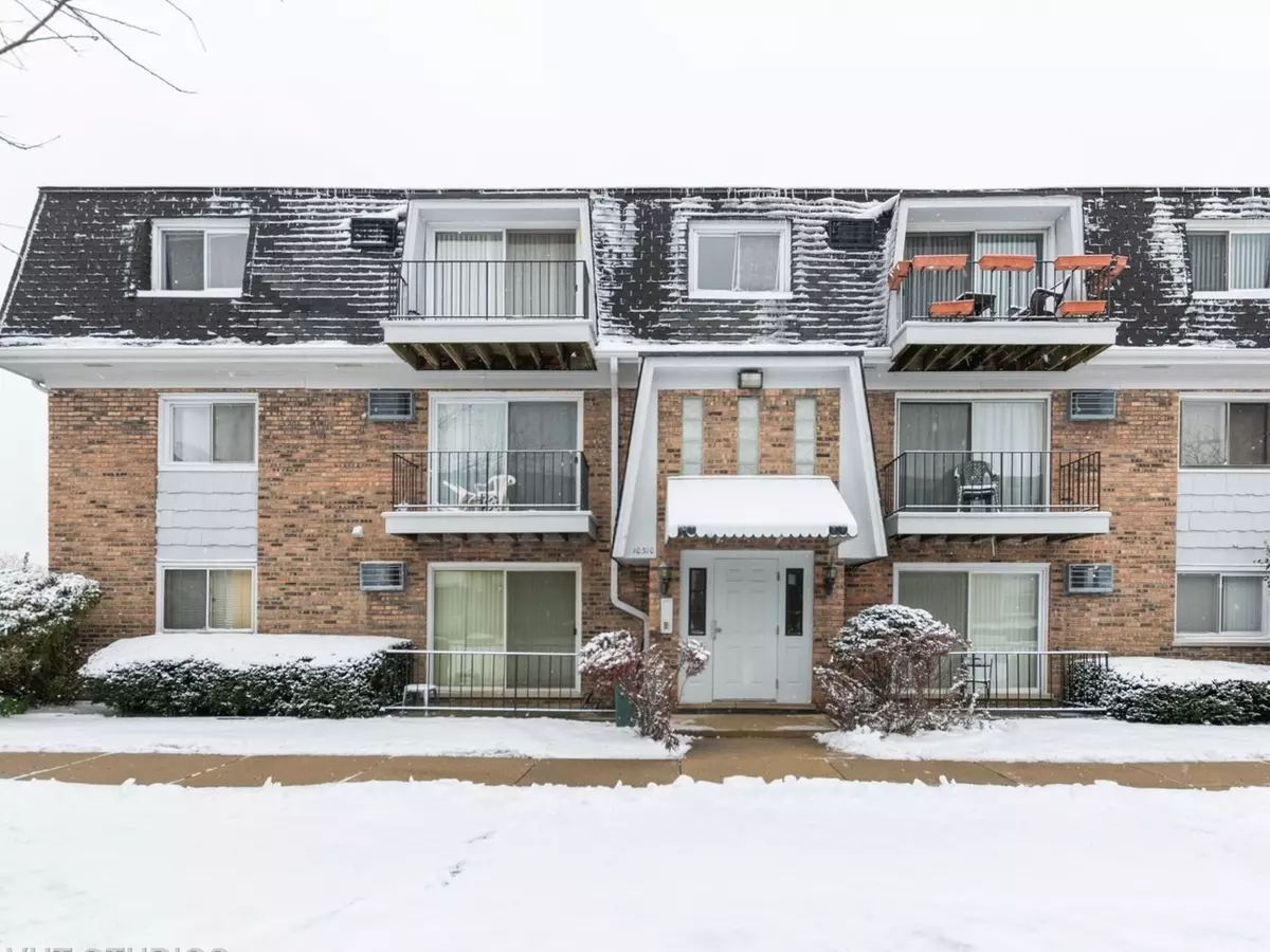 Chicago Ridge, IL 60415,10310 Ridgeland AVE #201