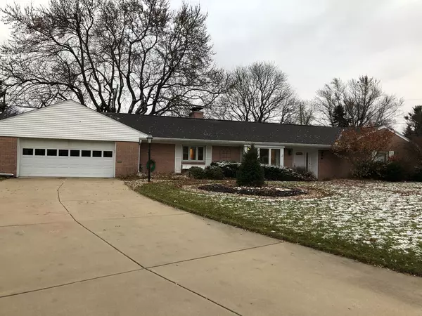 Bloomington, IL 61701,Address not disclosed