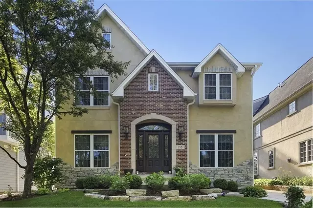 215 S Madison ST, Hinsdale, IL 60521