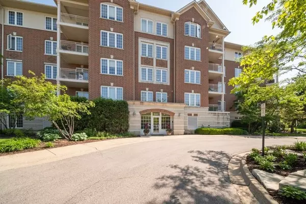 640 Robert York AVE #402, Deerfield, IL 60015