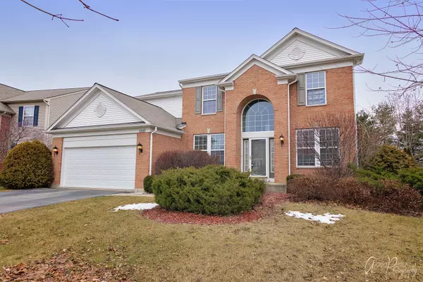 1227 Goldfinch LN, Antioch, IL 60002