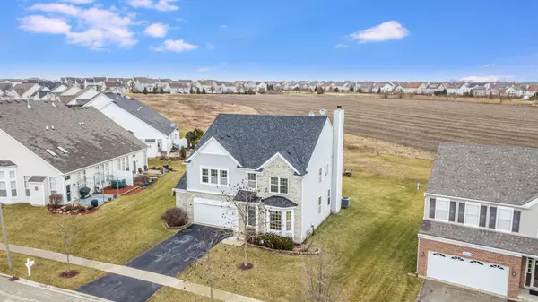 8025 Harrier AVE, Joliet, IL 60431