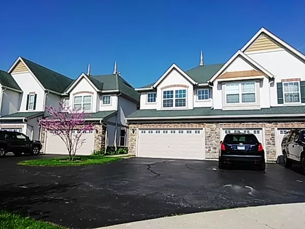 2190 N Shadow Creek CT #2190, Vernon Hills, IL 60061